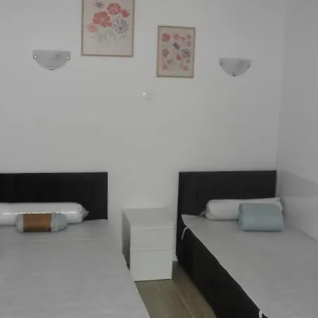 Homestay Goscinne Agawa Lomianki