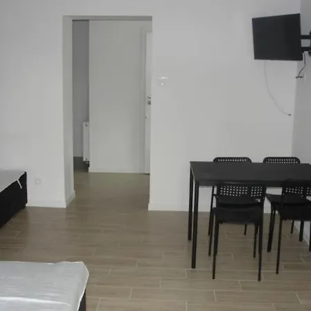 Goscinne Agawa Homestay Lomianki